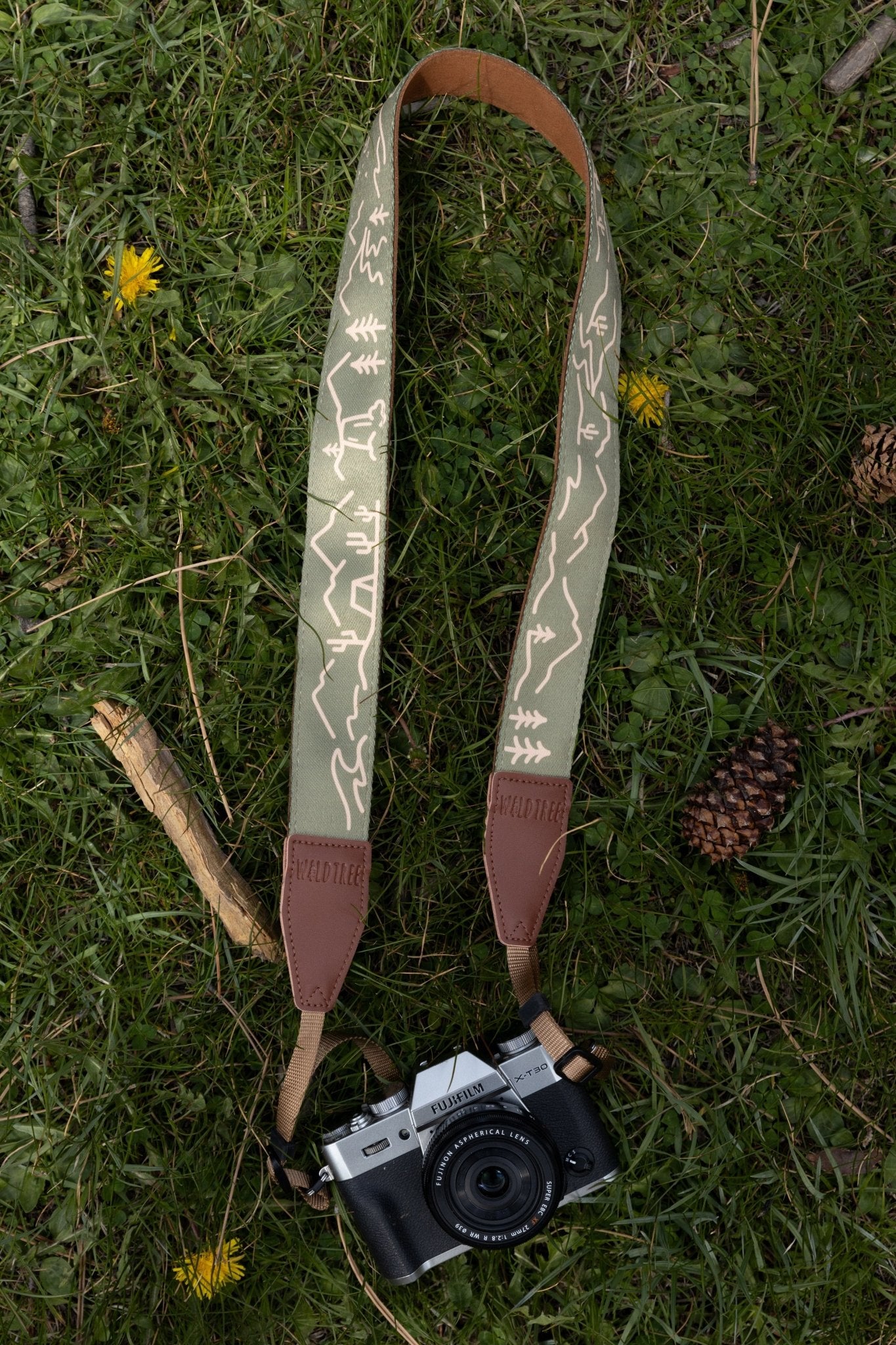 Traveler Camera Strap - Paranoid Ranch