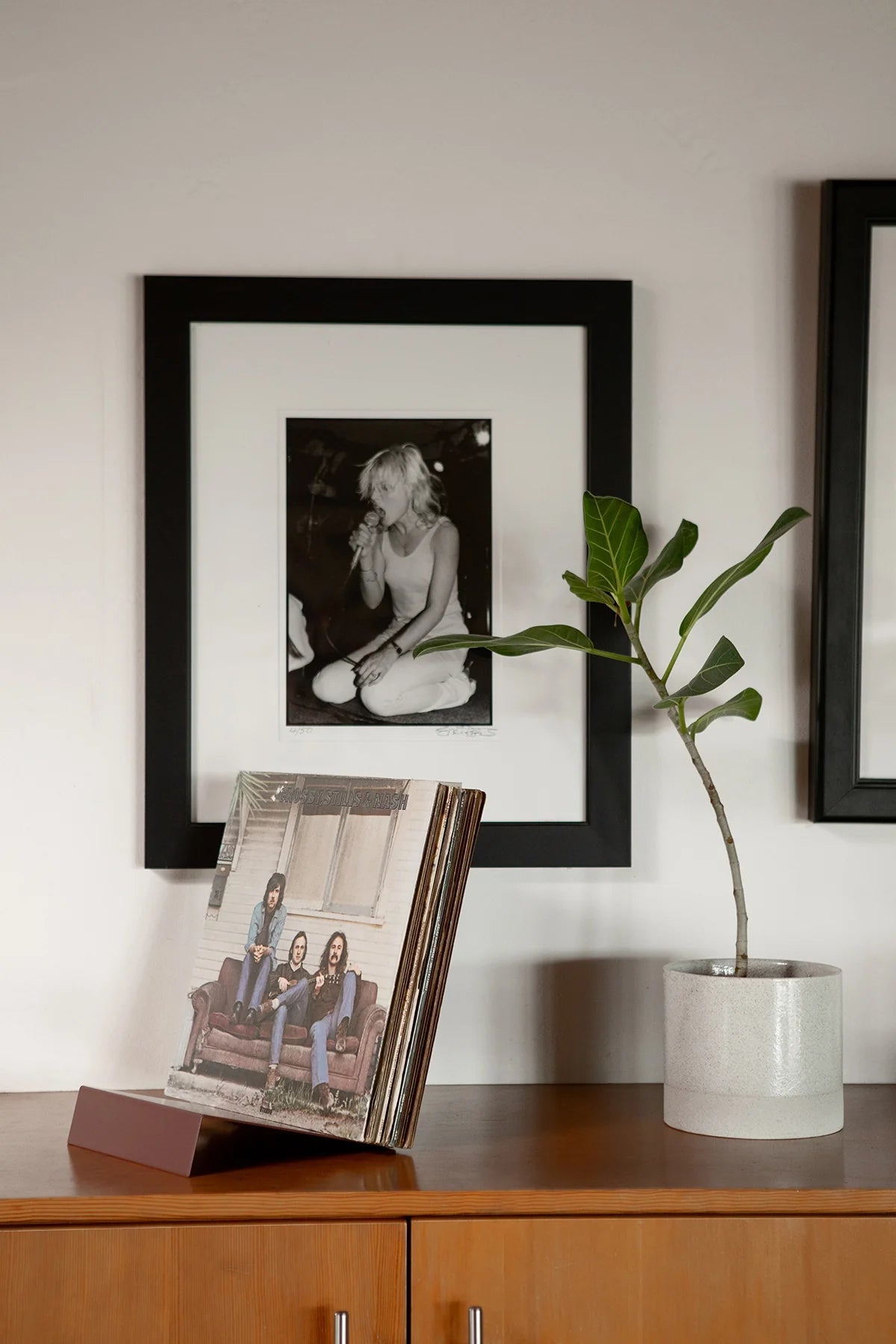 Upton LP Stand - Rose - Paranoid Ranch