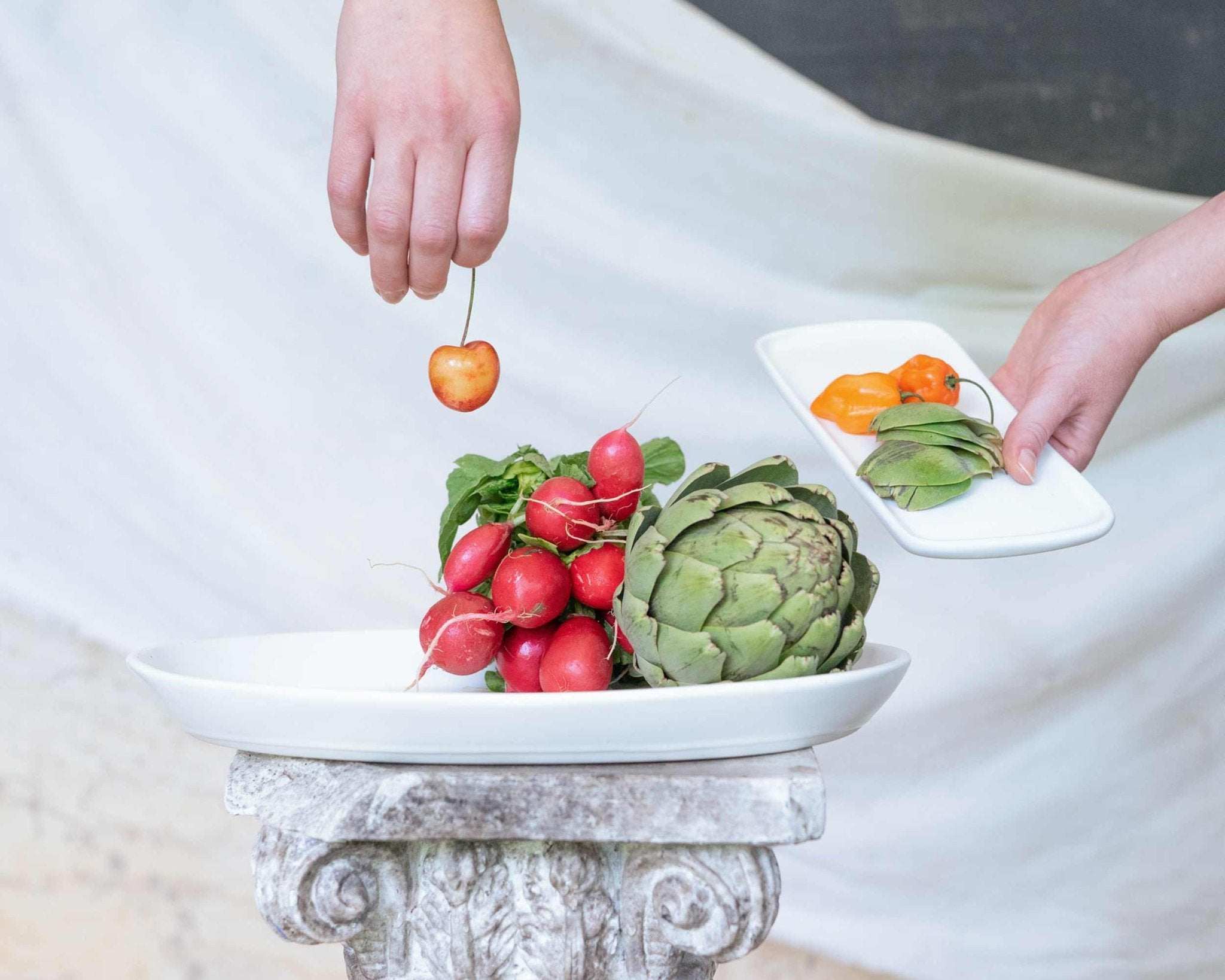 15" Oval Platter - Paranoid Ranch