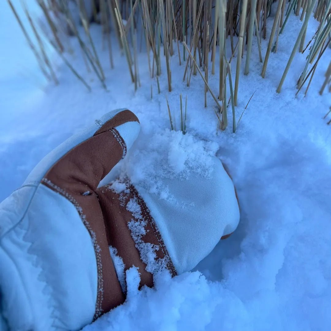 5280 Water Buffalo Leather Mitten - White - Paranoid Ranch