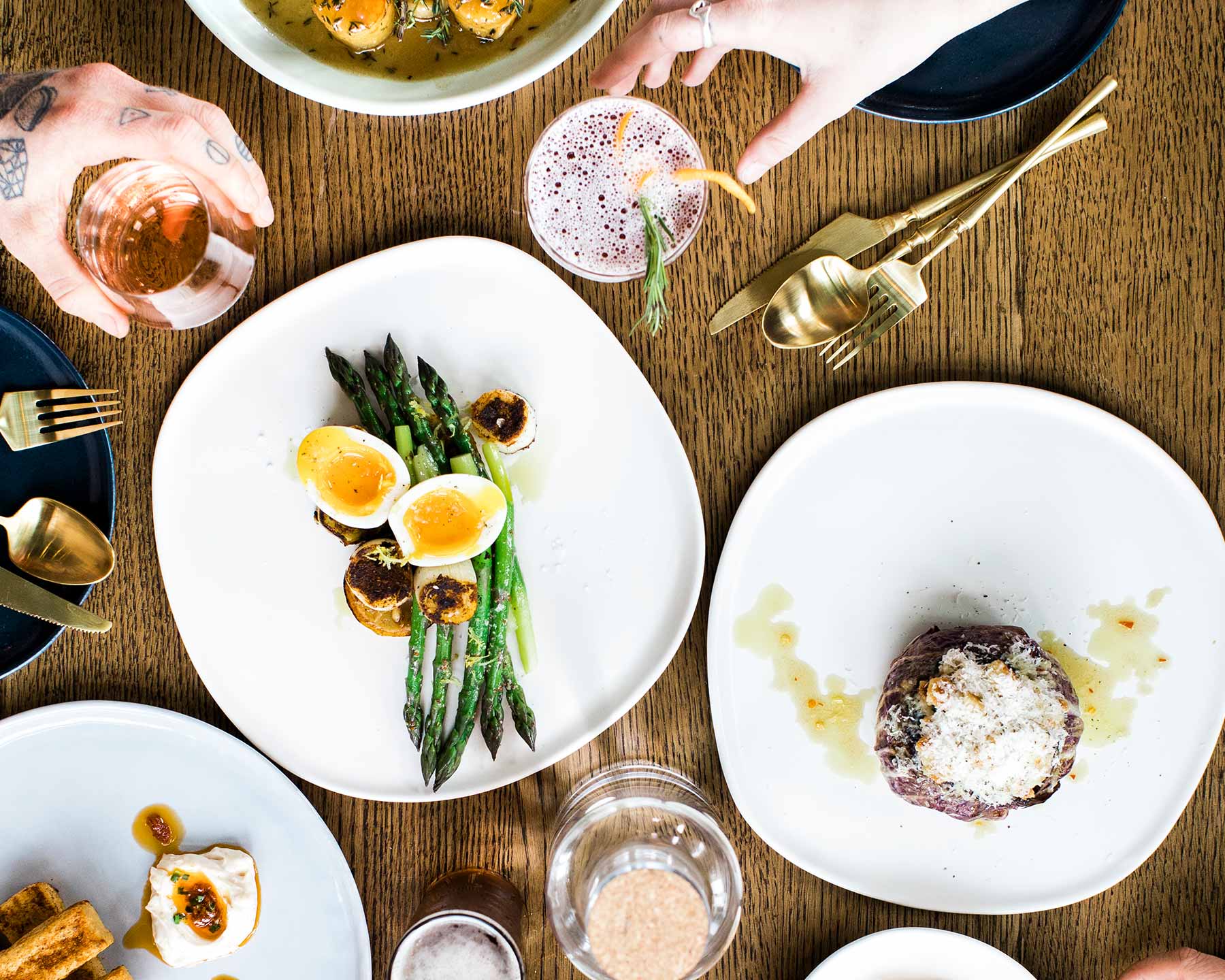 7 Piece Ripple Dinner Setting - Paranoid Ranch