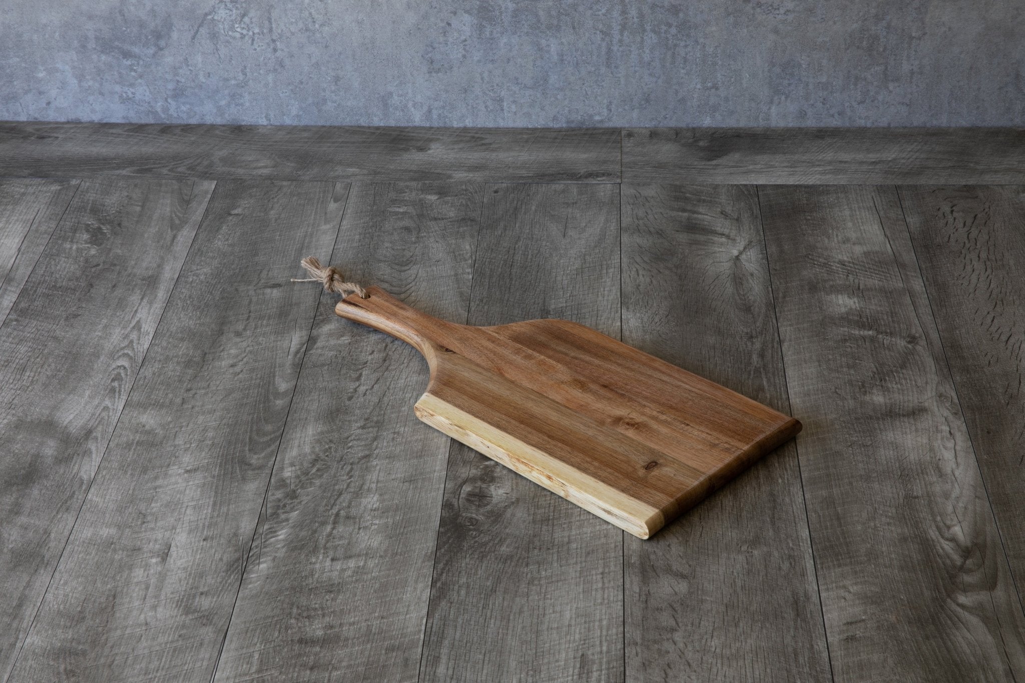 Artisan 18" Acacia Charcuterie Board - Paranoid Ranch