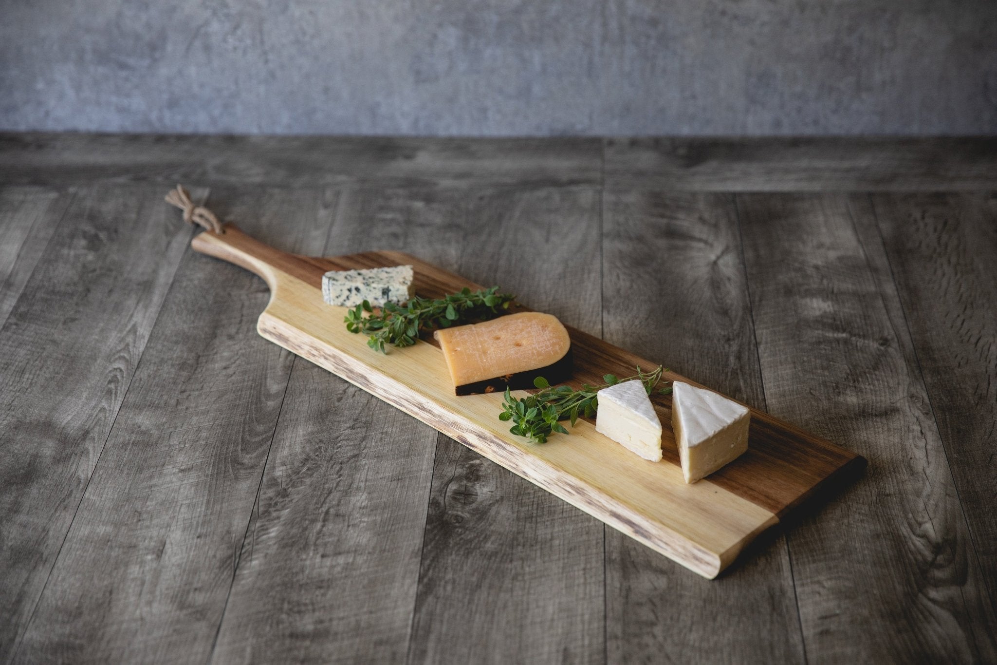 Artisan 30" Acacia Charcuterie Board - Paranoid Ranch