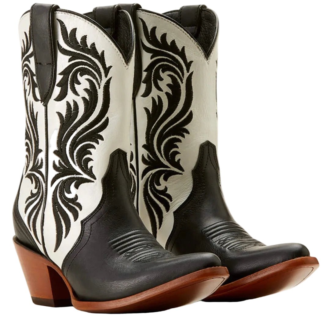 Black Antonia | Ariat Womens - Paranoid Ranch