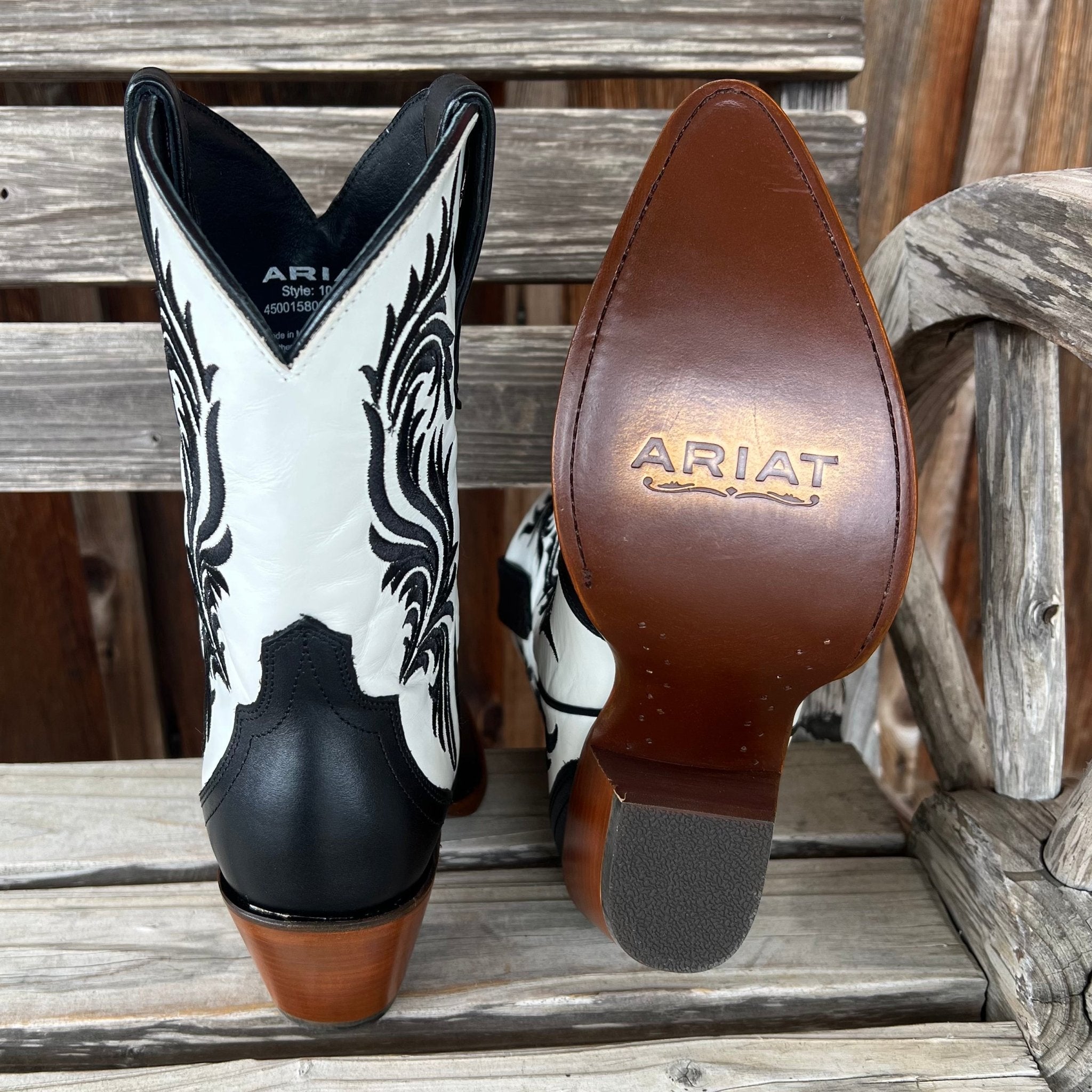 Black Antonia | Ariat Womens - Paranoid Ranch