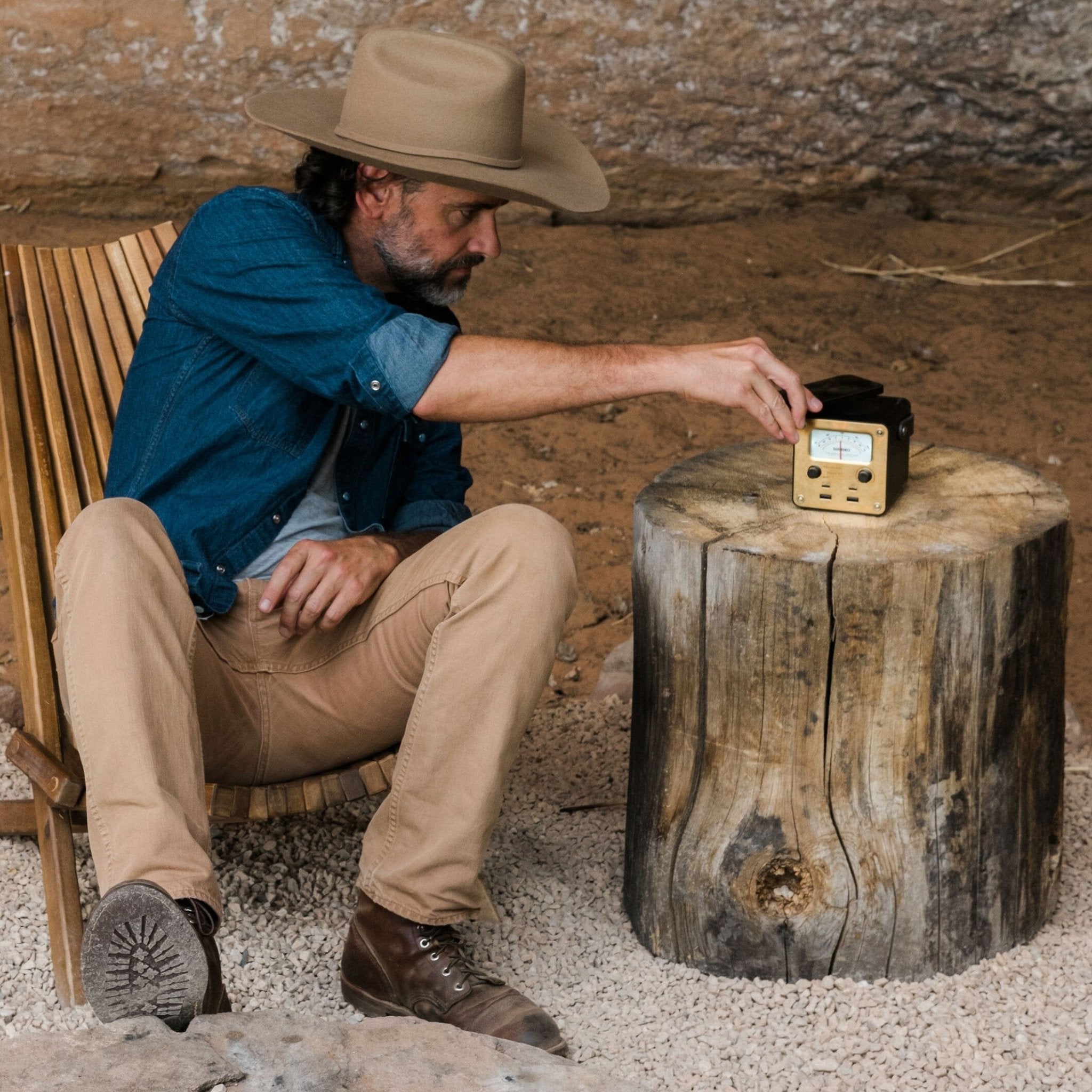 Block Tower Power Station - Paranoid Ranch