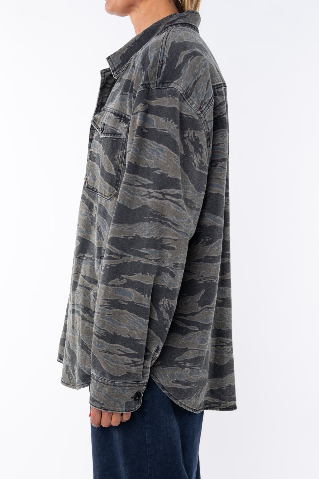 Bucky Camo Split Hem Shirt Jacket - Paranoid Ranch
