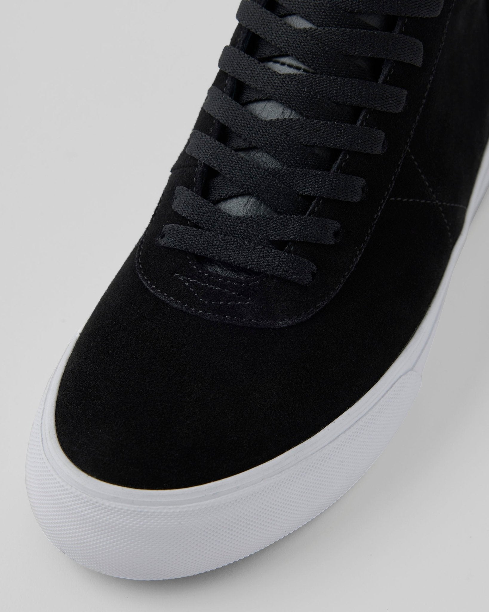 Chapter Mid | Black / White - Paranoid Ranch