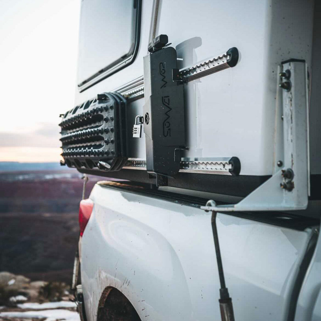 DMOS The Stealth Shovel - Paranoid Ranch