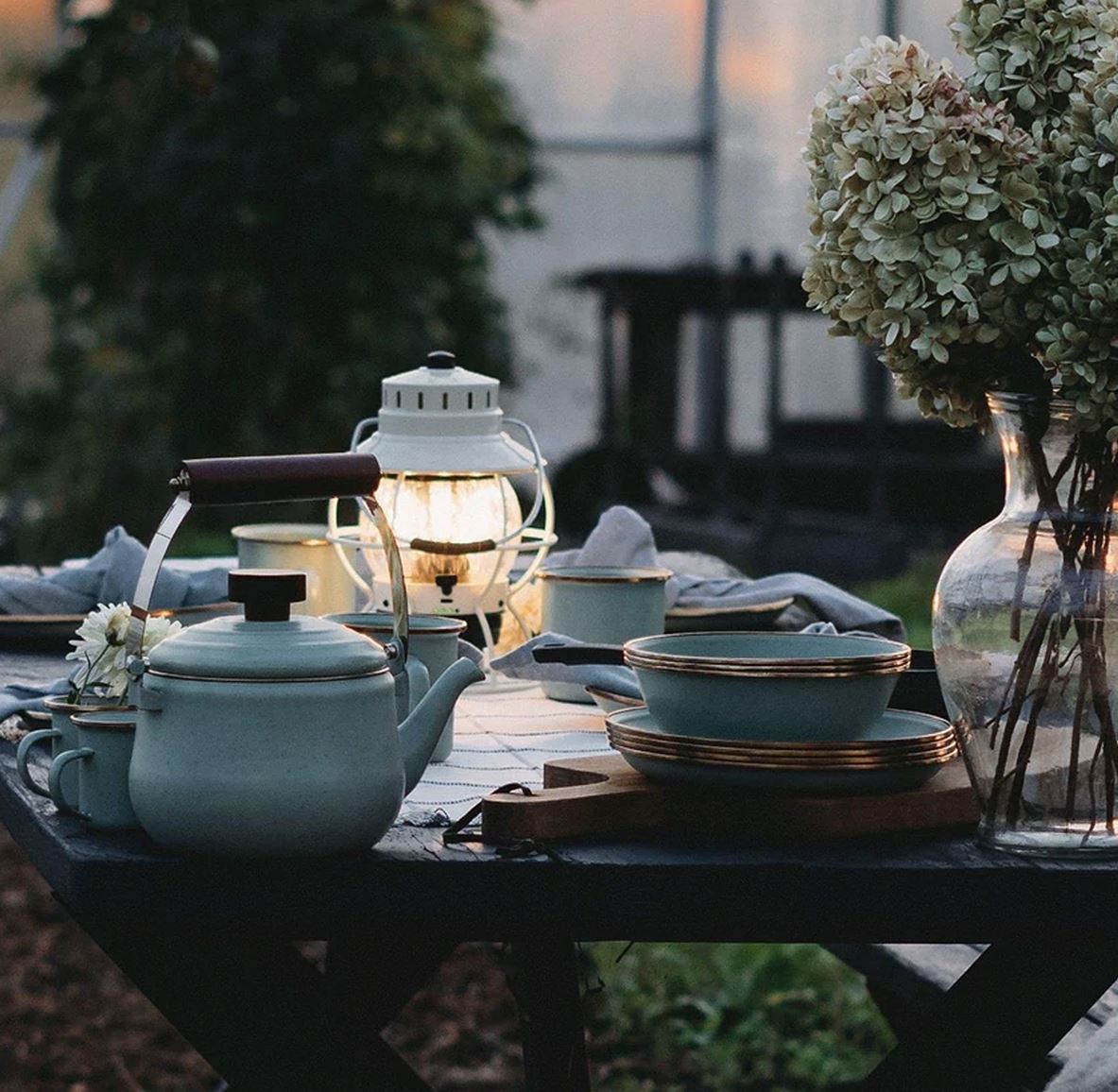 Enamel Teapot - Paranoid Ranch