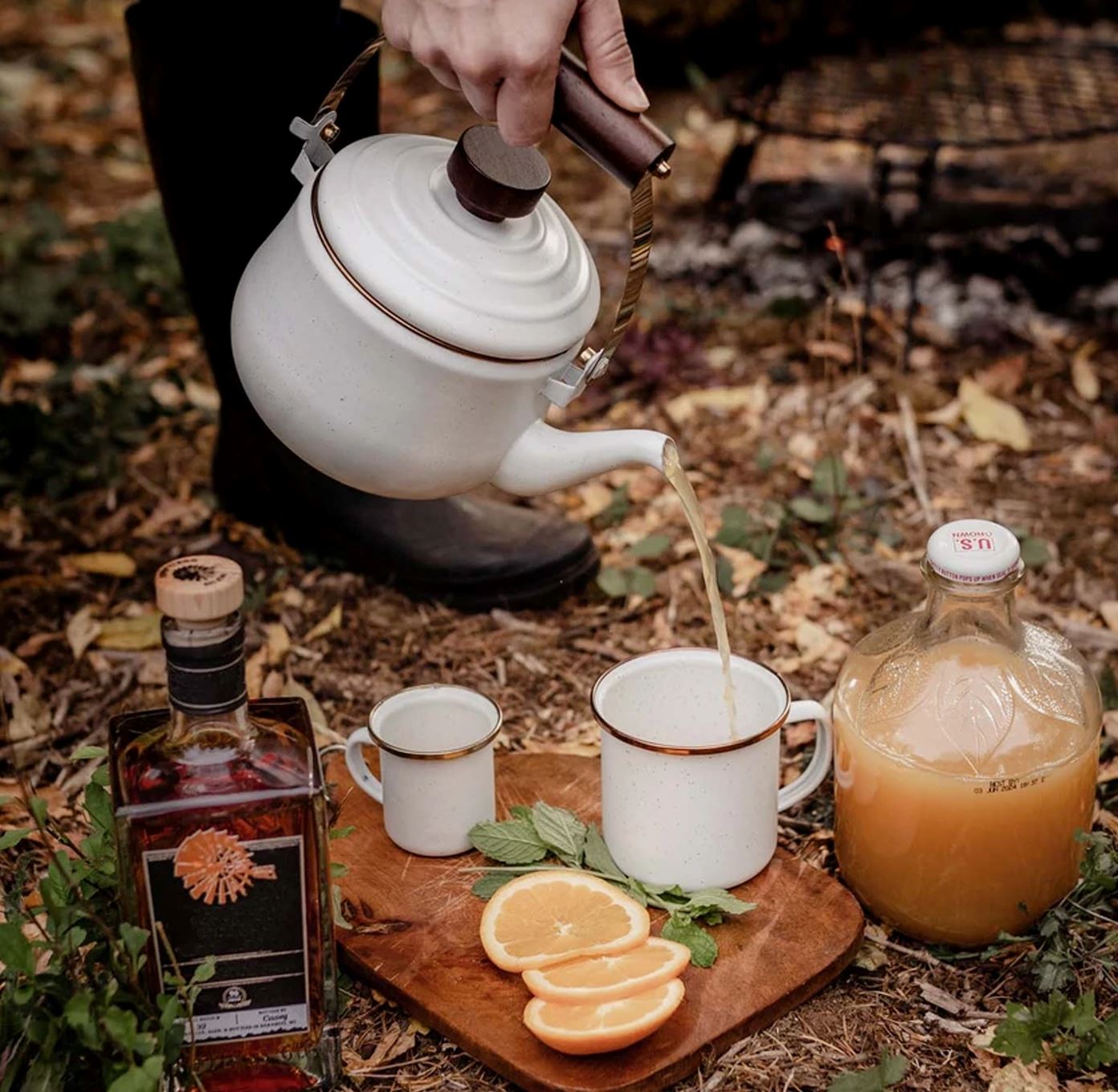 Enamel Teapot - Paranoid Ranch