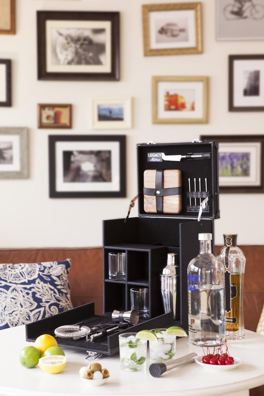 Hamilton Portable Cocktail Bar - Paranoid Ranch