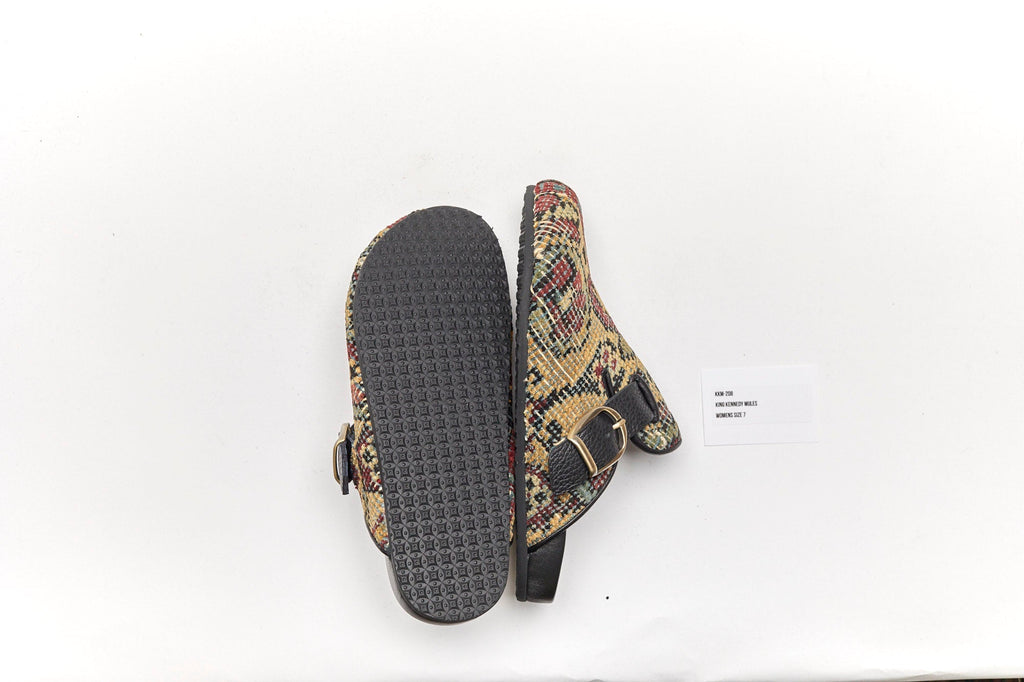 KKM - 208 / Women Size 7 - Paranoid Ranch