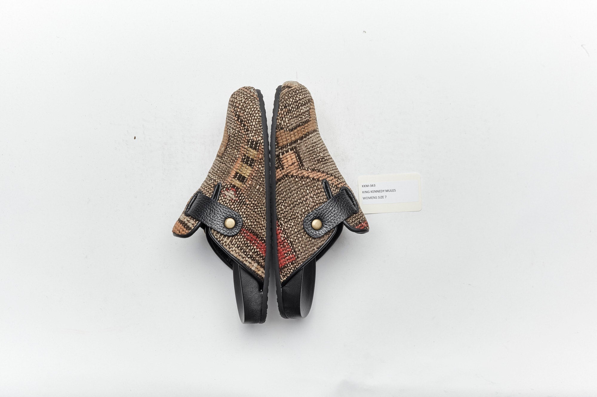 KKM - 343 / Women Size 7 - Paranoid Ranch