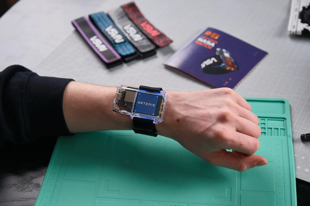 NASA Artemis Watch 2.0 - Paranoid Ranch