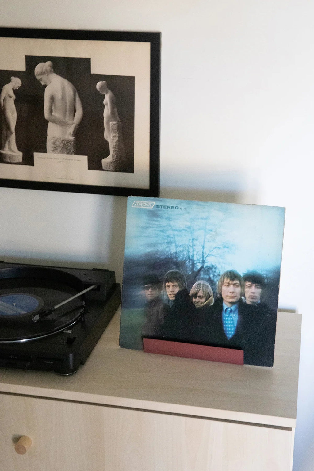 Now Playing Stand - Rose - Paranoid Ranch