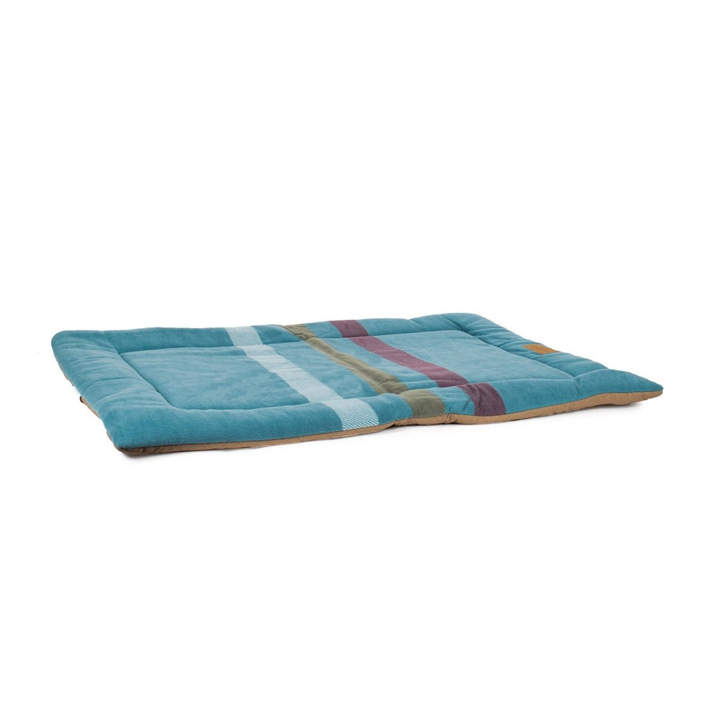 Pendleton Fleece Comfort Cushion - Paranoid Ranch