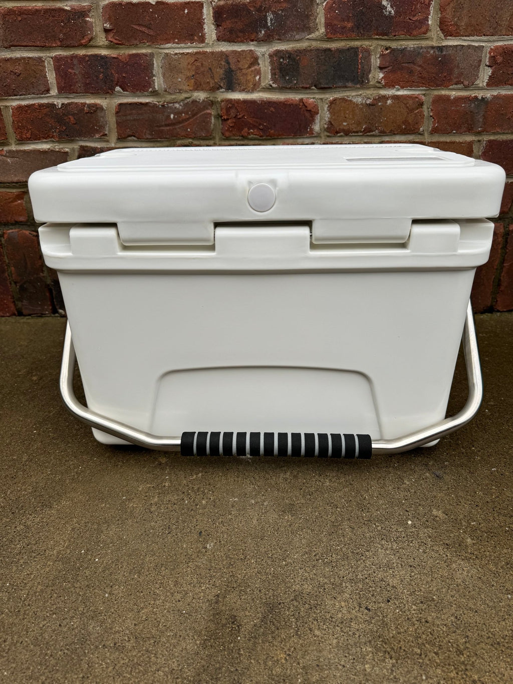 Polar Bear 20 Hard Cooler - Paranoid Ranch