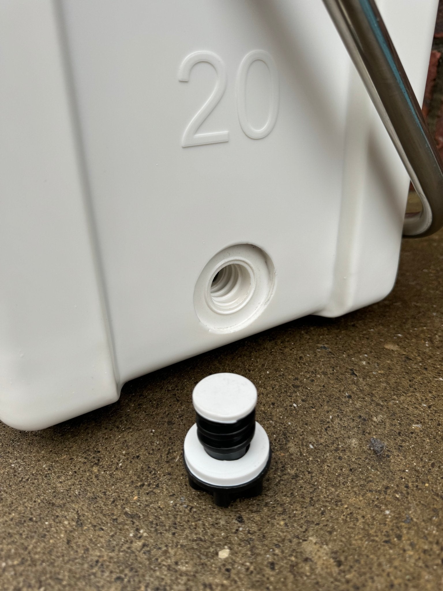 Polar Bear 20 Hard Cooler - Paranoid Ranch