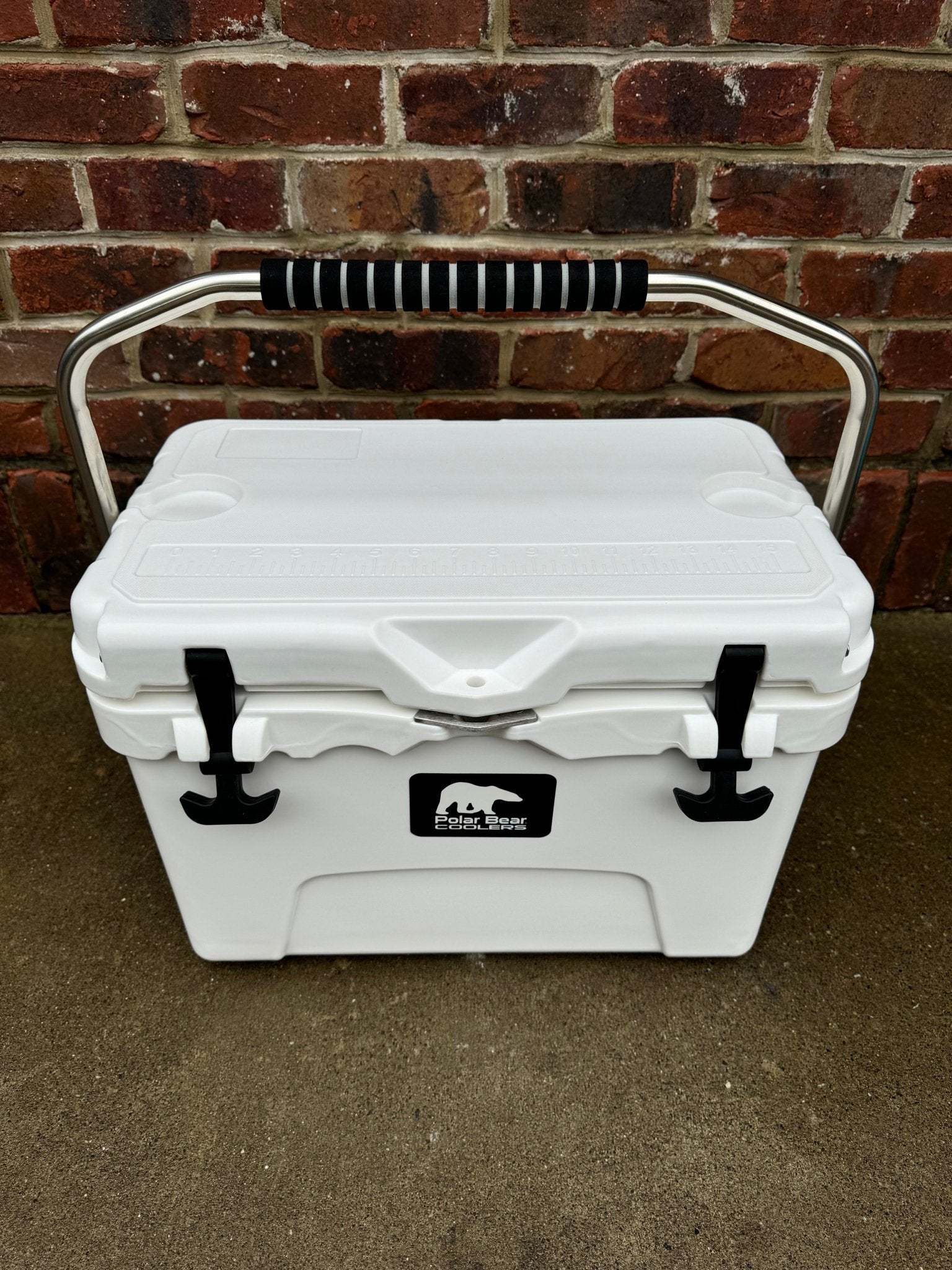 Polar Bear 20 Hard Cooler - Paranoid Ranch
