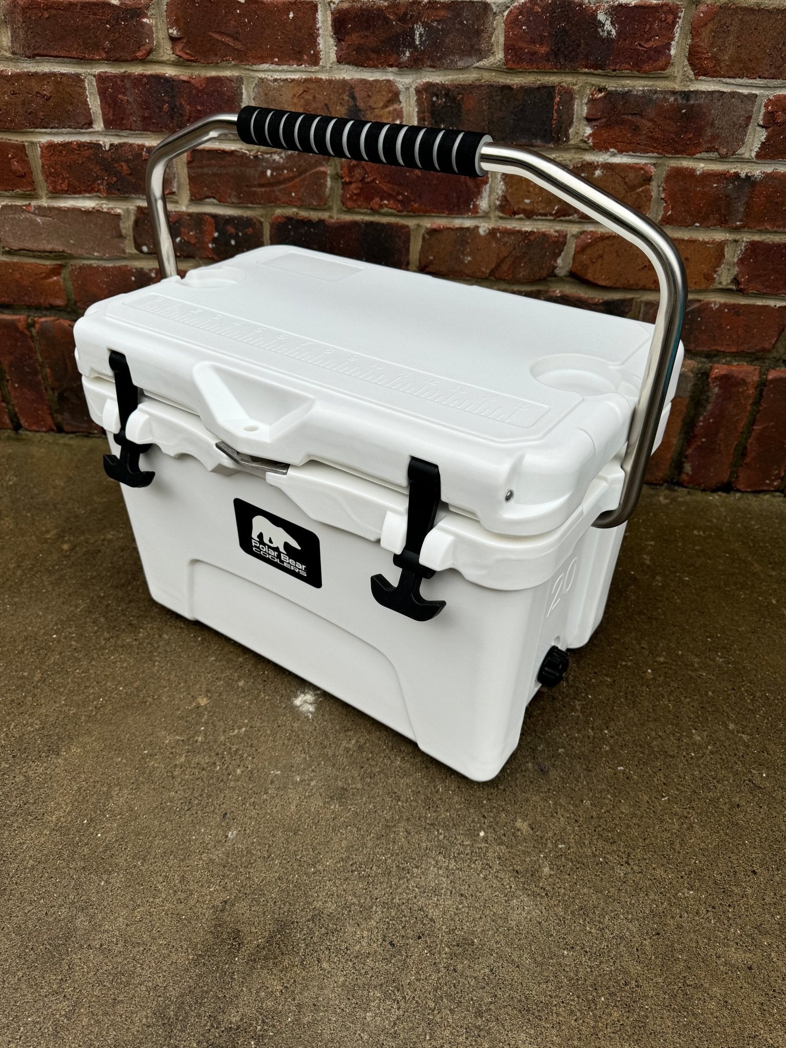 Polar Bear 20 Hard Cooler - Paranoid Ranch