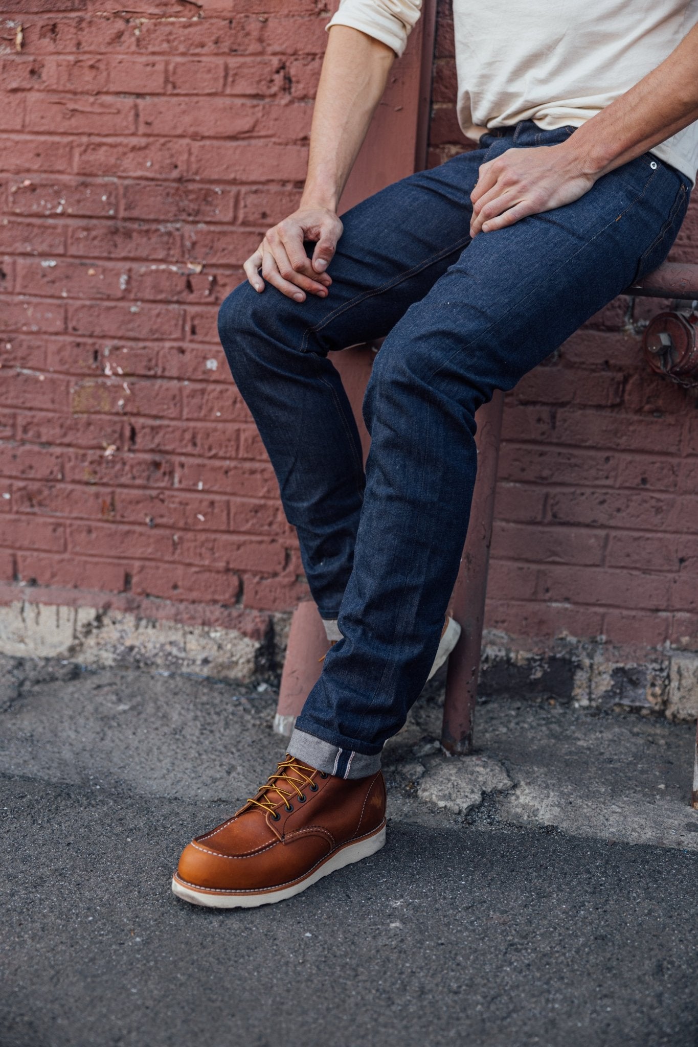 Slim Fit - Raw Selvedge Denim Jeans - Paranoid Ranch
