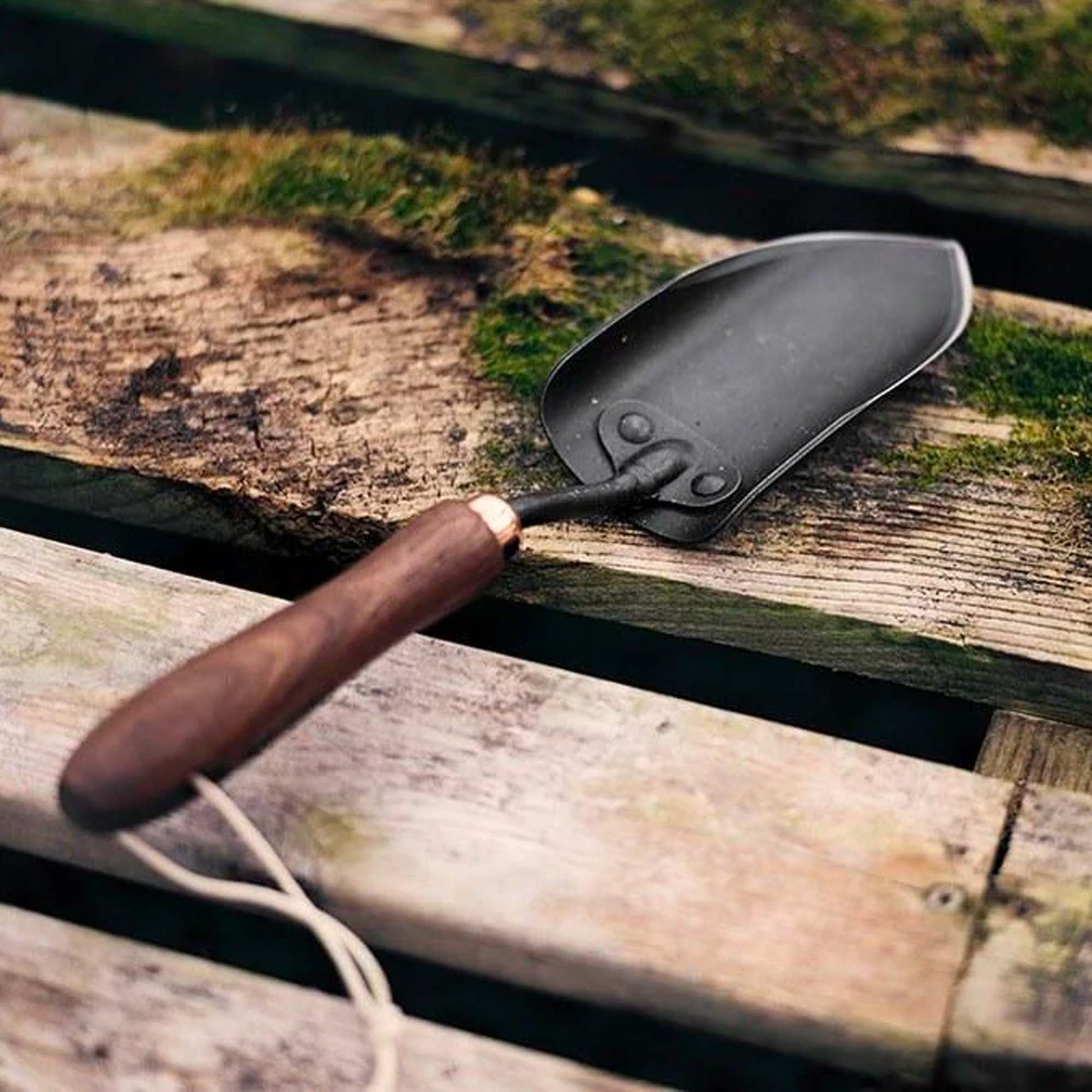 Spade Hand Trowel - Paranoid Ranch