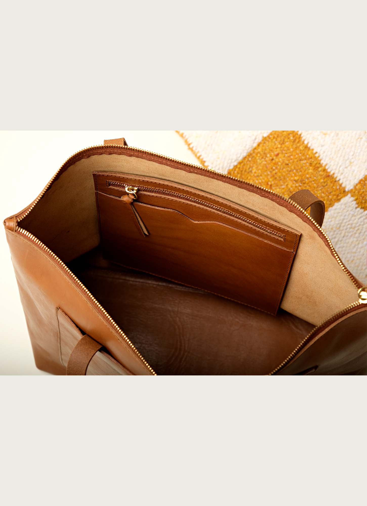 The Contigo Zipper Tote Bag - Paranoid Ranch