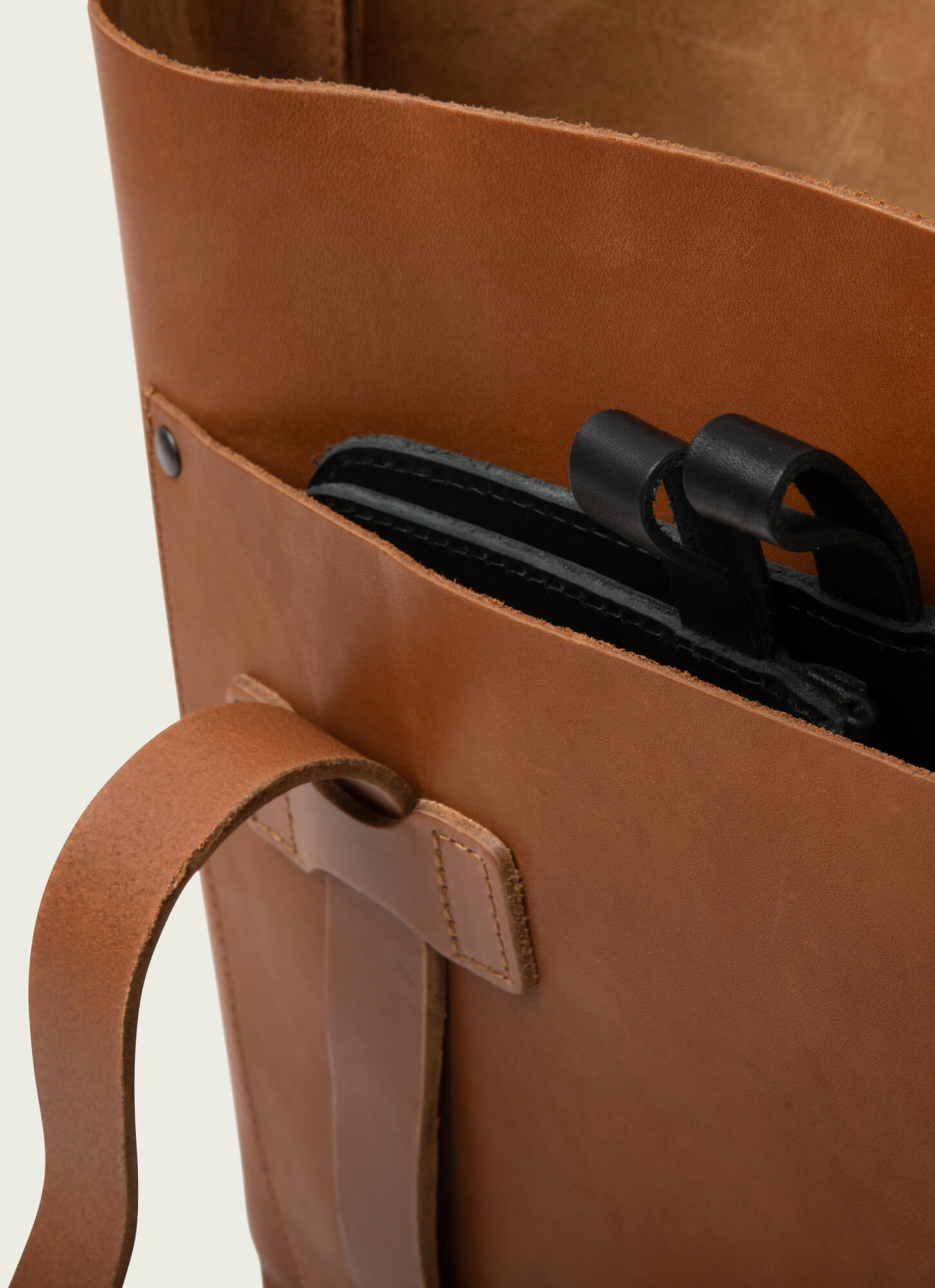 The Oversized Leather Tote - Paranoid Ranch