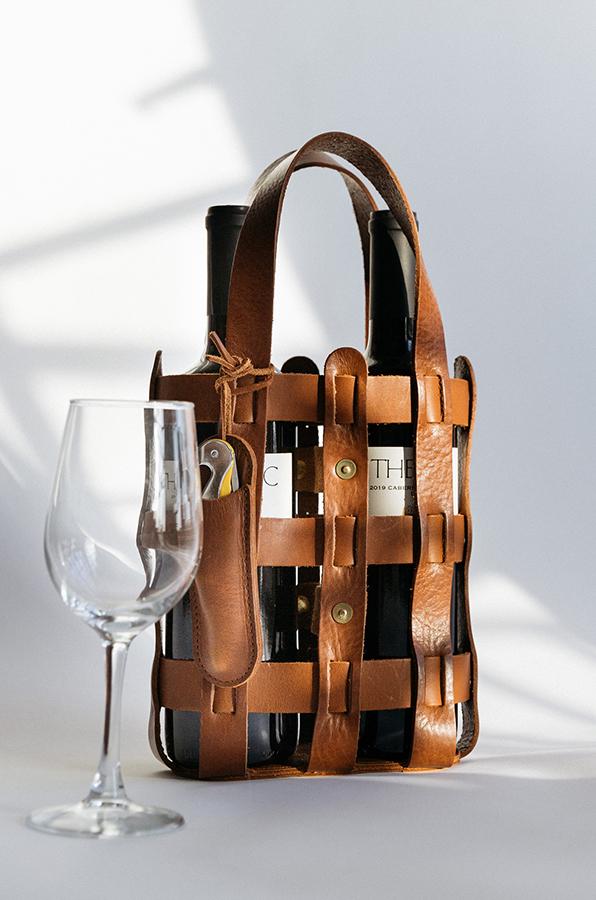 The Wine Tote - Paranoid Ranch