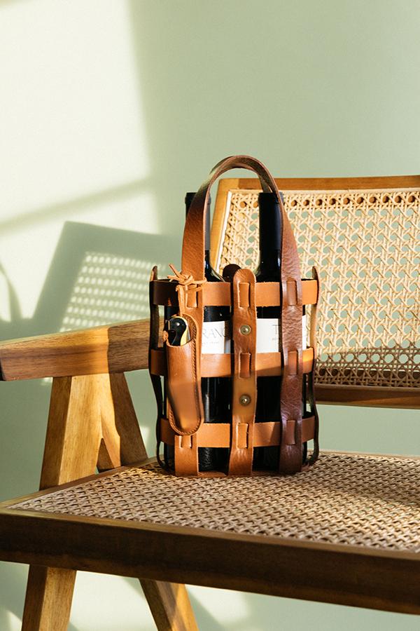 The Wine Tote - Paranoid Ranch