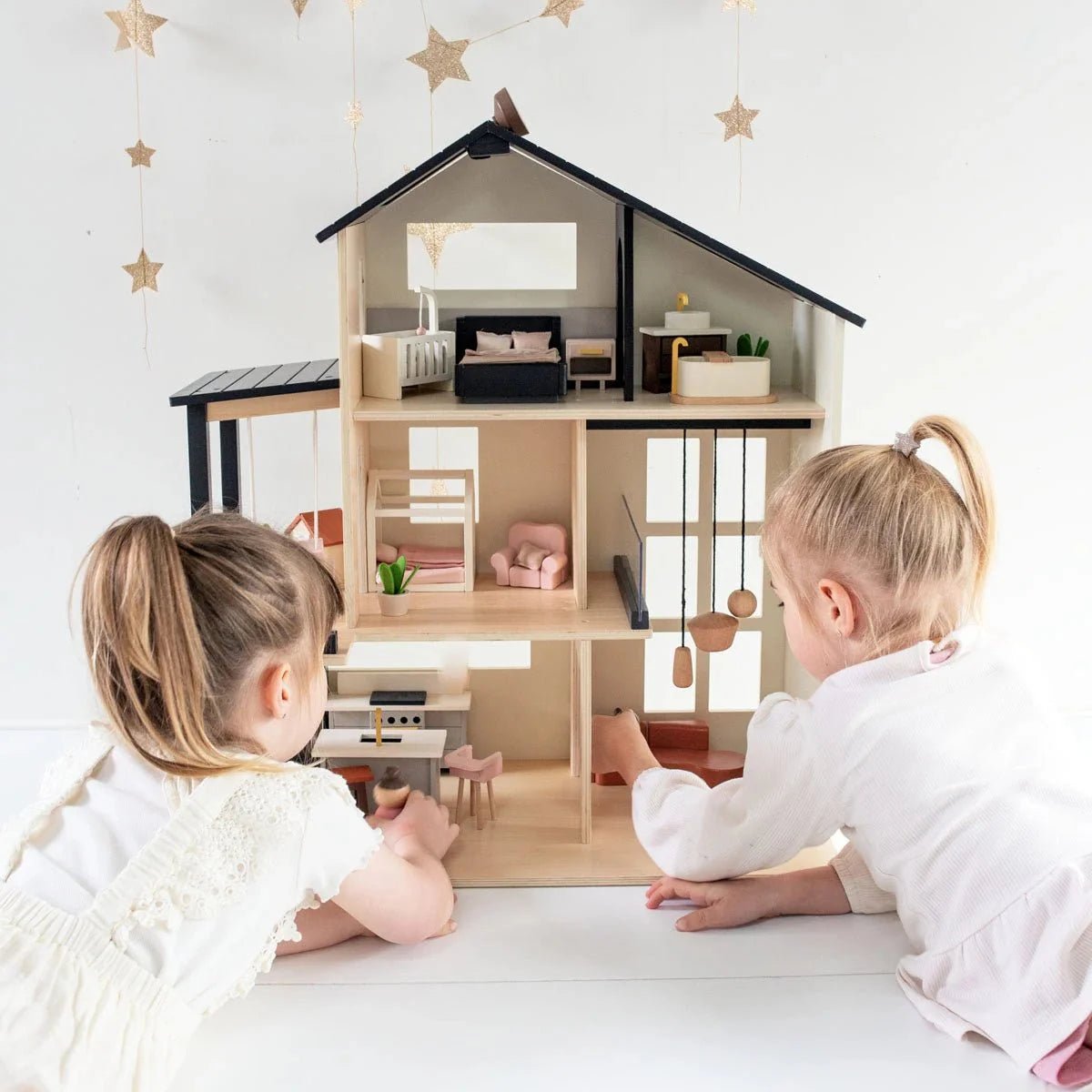 Tiny Land® Sweetwood Edge Dollhouse - Paranoid Ranch