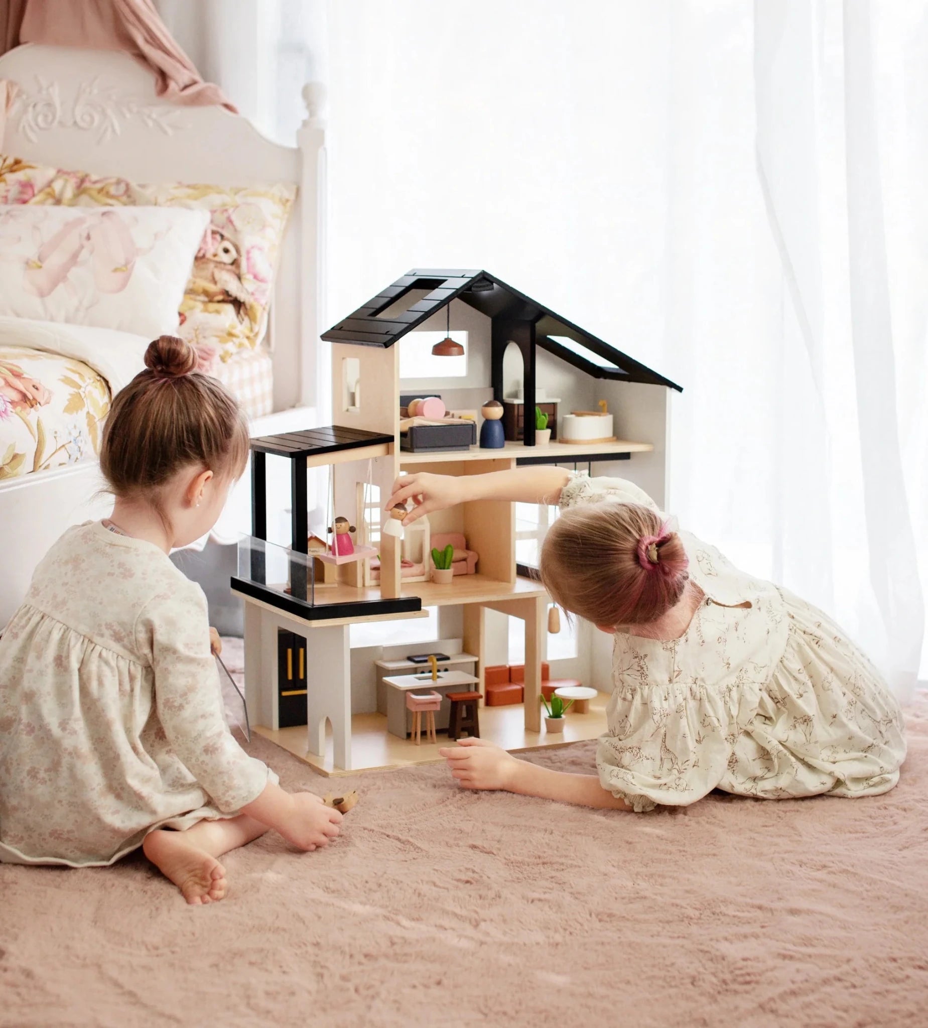 Tiny Land® Sweetwood Edge Dollhouse - Paranoid Ranch