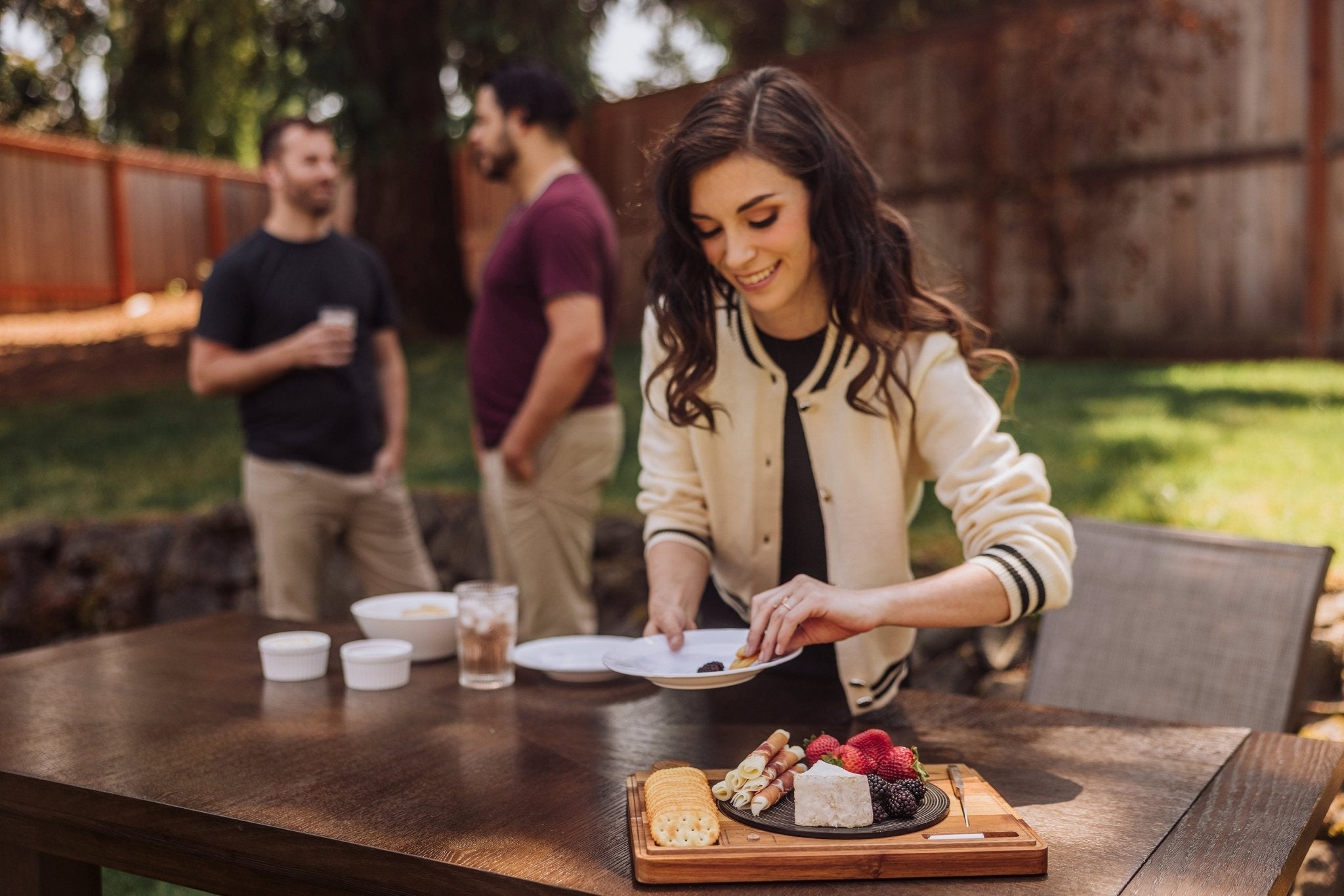 Turntable Acacia and Slate Cheese Board with Knife - Paranoid Ranch