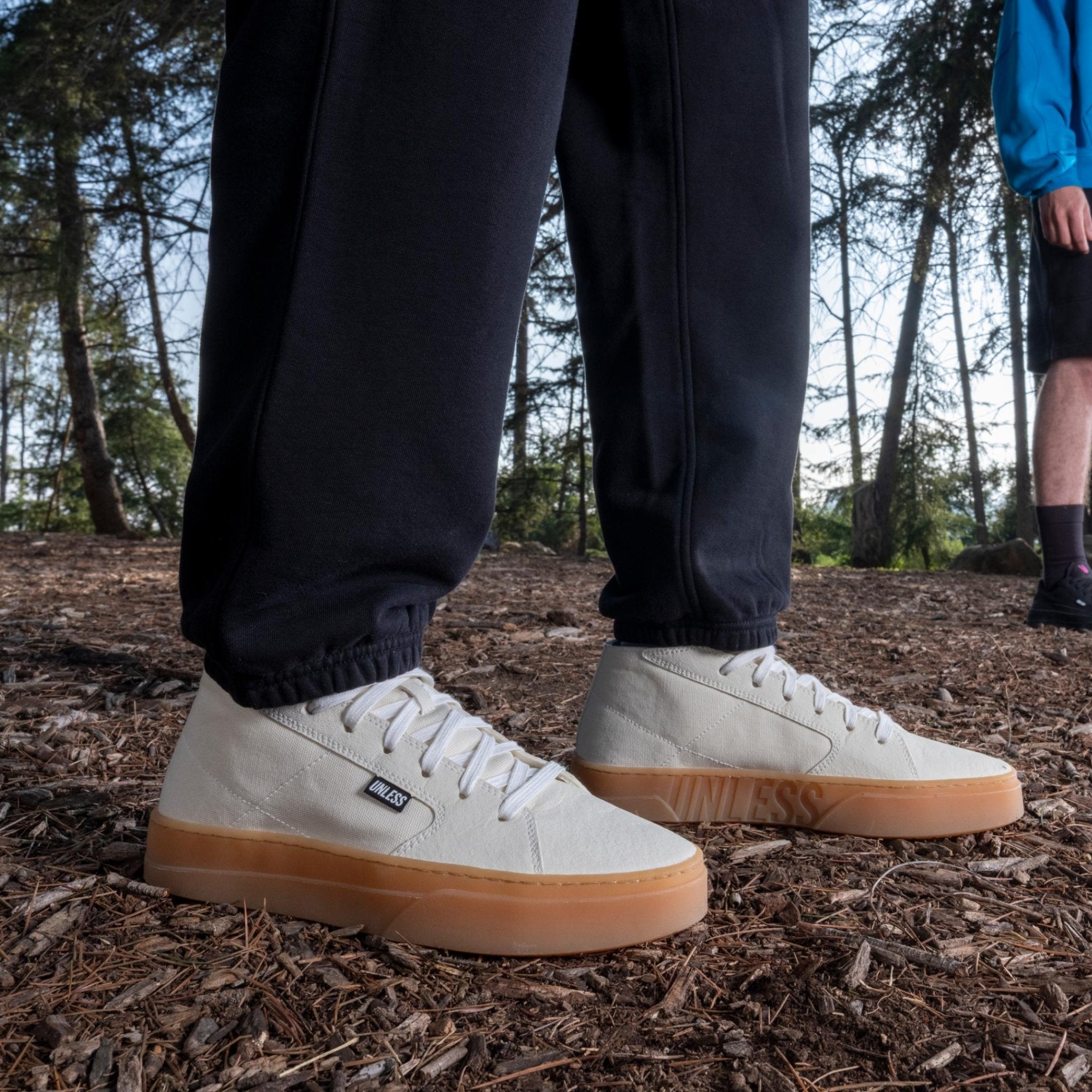 UNLESS Govy Mid - Paranoid Ranch