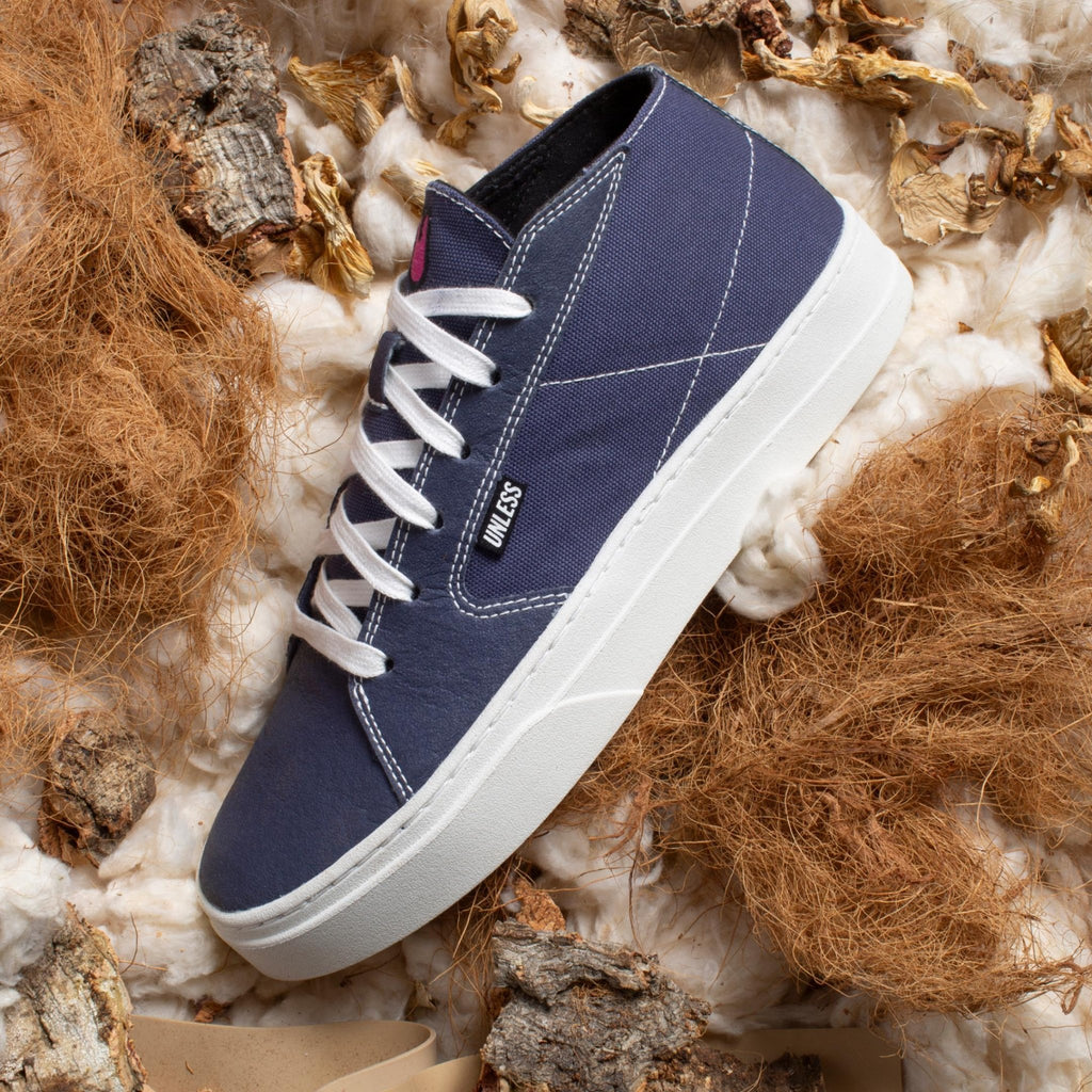 UNLESS Govy Mid - Paranoid Ranch