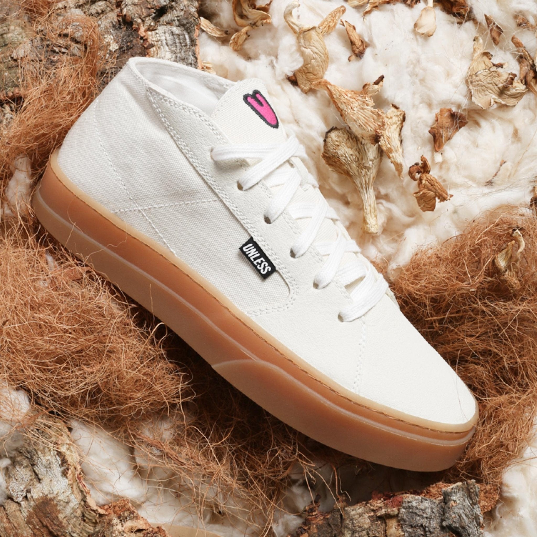 UNLESS Govy Mid - Paranoid Ranch