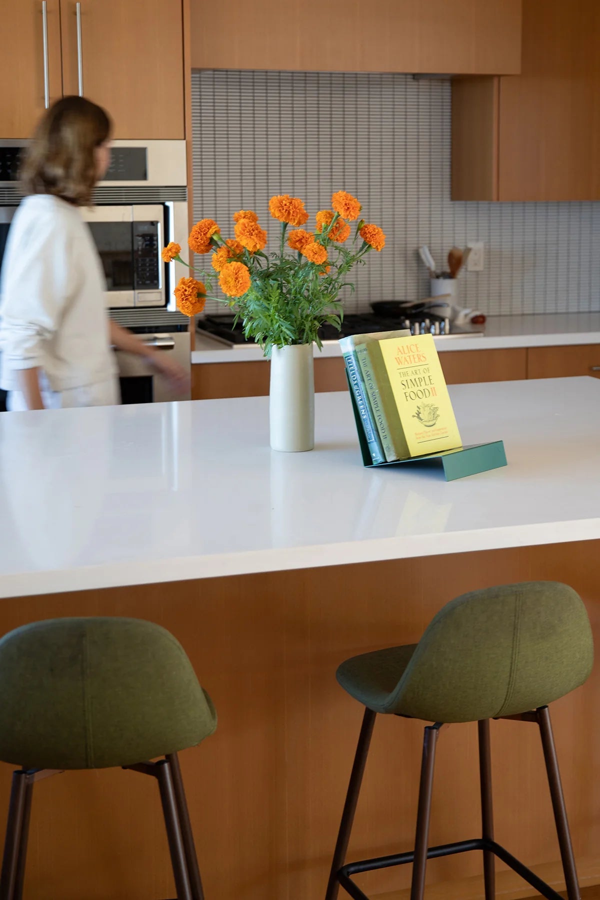 Upton LP Stand - Paranoid Ranch